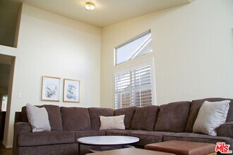 8506 Blue Heron Dr in Bakersfield, CA - Building Photo - Building Photo