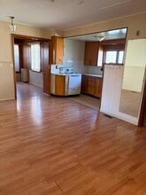 40 Norwood Ave, Unit A in Norwalk, OH - Building Photo - Building Photo