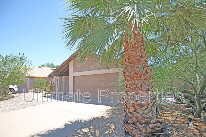 4407 W Kimberly Way in Glendale, AZ - Building Photo