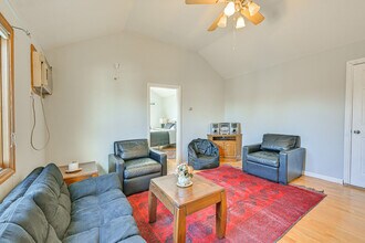 35 Butternut Ln in Levittown, NY - Building Photo - Building Photo