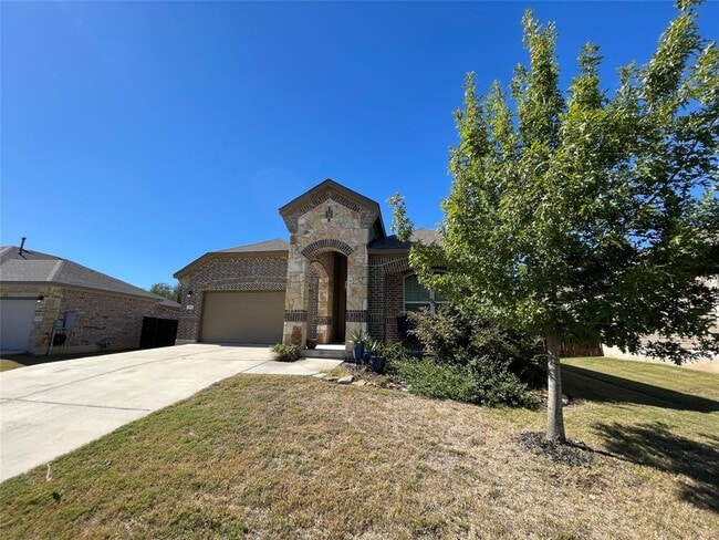 4104 Porter Farm Rd in Andice, TX - Building Photo - Building Photo