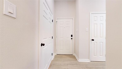 6211 Fairchild St in Houston, TX - Building Photo - Building Photo