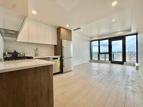 2286 Cropsey Ave in Brooklyn, NY - Building Photo - Building Photo