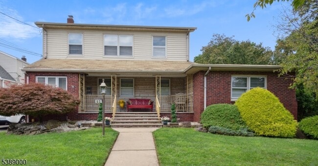 property at 83 Baldwin Pl