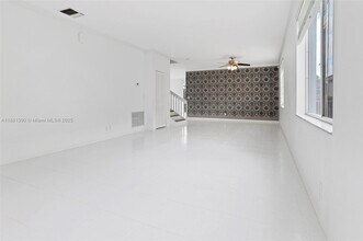 10096 Country Brook Rd in Boca Raton, FL - Building Photo - Building Photo