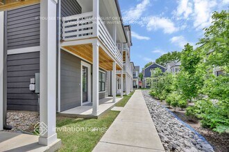 647 Vernon Ave in Nashville, TN - Building Photo - Building Photo