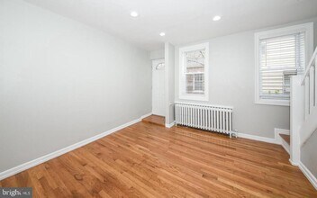 922 League St in Philadelphia, PA - Building Photo - Building Photo