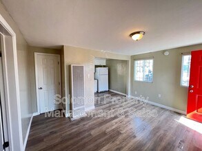 3329 Polk Ave in San Diego, CA - Building Photo - Building Photo