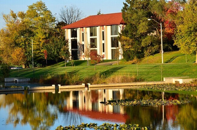 WaterView in Bloomington, IN - Building Photo - Building Photo