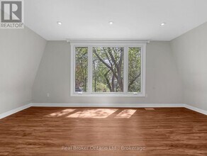 69 Hillview St in Hamilton, ON - Building Photo - Building Photo