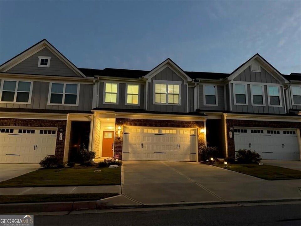 168 Salt Lk Ln in Hoschton, GA - Building Photo