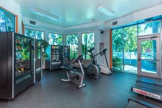 MIA Airport Villas in Miami, FL - Foto de edificio - Interior Photo