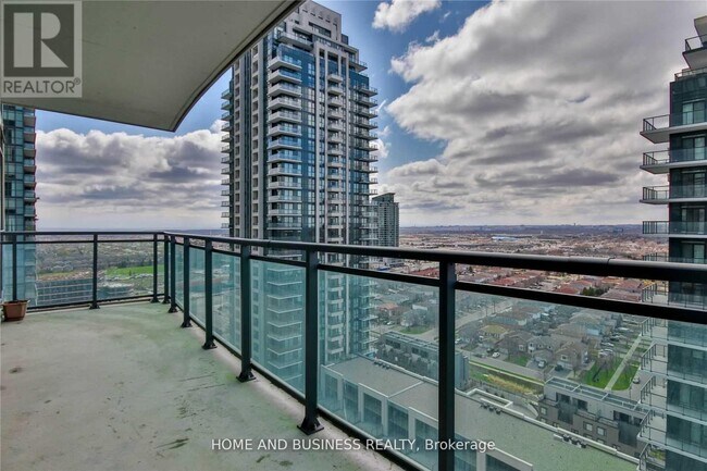4099 Brickstone Mews in Mississauga, ON - Building Photo - Building Photo