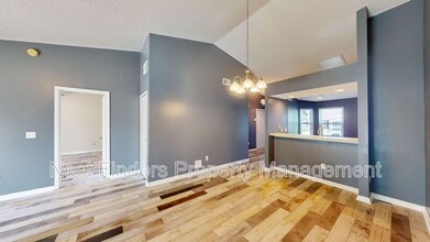 2476 Spring Vale Rd in Jacksonville, FL - Building Photo - Building Photo