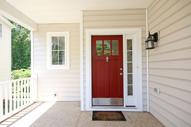 949 Raymond Rd in Charlottesville, VA - Building Photo - Building Photo