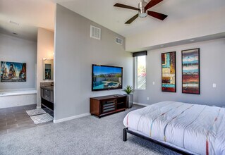 1153 Solace Ct in Palm Springs, CA - Foto de edificio - Building Photo