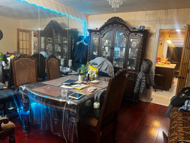 16134 84th Ave in Jamaica, NY - Building Photo - Building Photo