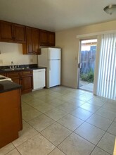 WIllo Heights Apartments in Escalon, CA - Building Photo - Building Photo