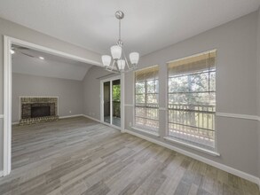 13607 Ravensway Dr-Unit -APT A in Cypress, TX - Building Photo - Building Photo