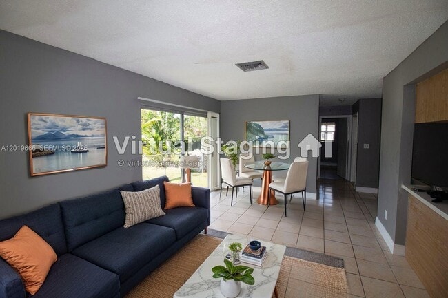 property at 825 SW 10th St