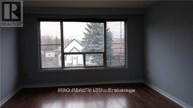 182 Ruggles Ave in Richmond Hill, ON - Building Photo - Building Photo