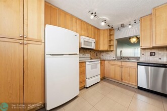 2885 SW 22nd Ave in Delray Beach, FL - Building Photo - Building Photo