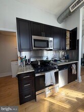 2034 Chestnut St in Philadelphia, PA - Building Photo - Building Photo