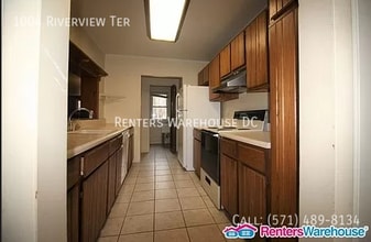1004 Riverview Terrace in Saint Michaels, MD - Building Photo - Building Photo