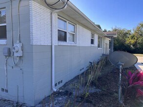 2527 Emily Ln in Jacksonville, FL - Building Photo - Building Photo