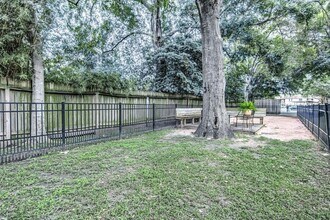 5001 Lamonte Ln in Houston, TX - Building Photo - Building Photo