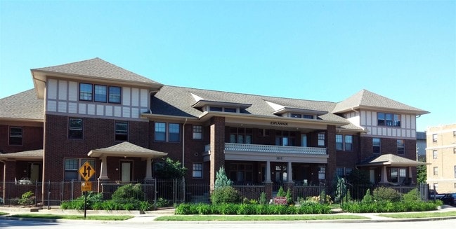 3015 N Pennsylvania St, Unit 13 in Indianapolis, IN - Building Photo - Building Photo