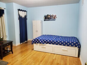 302 Sunny Meadow Blvd in Brampton, ON - Building Photo - Building Photo