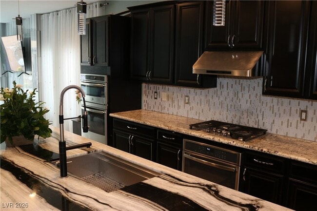 property at 10 Vicolo Sebino