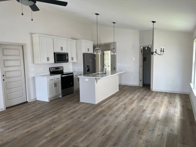 3516 Mill Point Cove in Panama City, FL - Building Photo - Building Photo