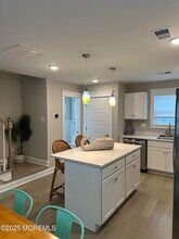 8 Shell Rd in Mantoloking, NJ - Building Photo - Building Photo