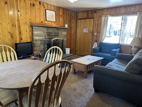 237 E White Mountain Blvd in Pinetop, AZ - Building Photo - Building Photo