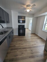 1327 E 359th St in Eastlake, OH - Building Photo - Building Photo