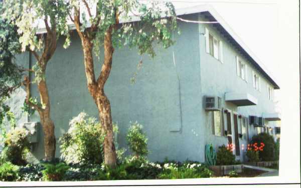 914 Marie Ave in Antioch, CA - Foto de edificio - Building Photo