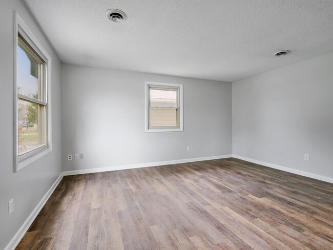 4516 Innsbruck Dr in Fort Wayne, IN - Foto de edificio - Building Photo