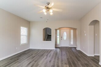 985 Oak Falls Dr in Willis, TX - Building Photo - Building Photo