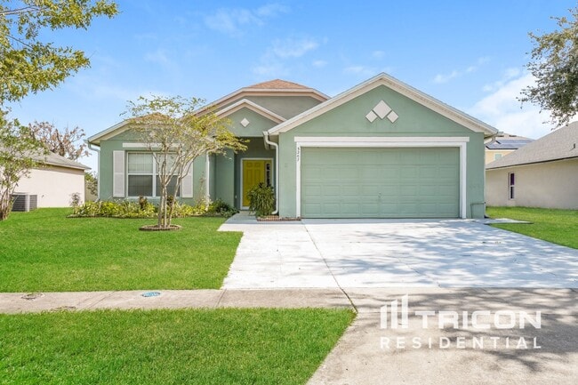 property at 3207 Murray Hill Loop