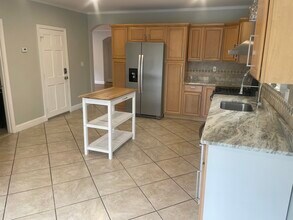 54 Allerton St in Plymouth, MA - Building Photo - Building Photo