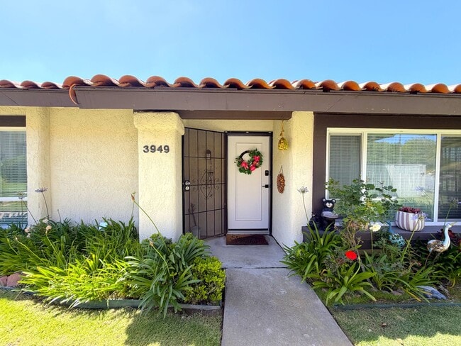 3949 Mesa Cir Dr in Lompoc, CA - Building Photo - Building Photo