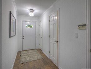 6213 S Yorktown Ave in Tulsa, OK - Building Photo - Building Photo
