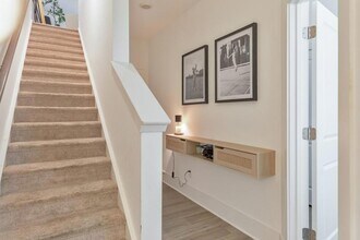 1519 Layton Ln NW in Atlanta, GA - Building Photo - Building Photo