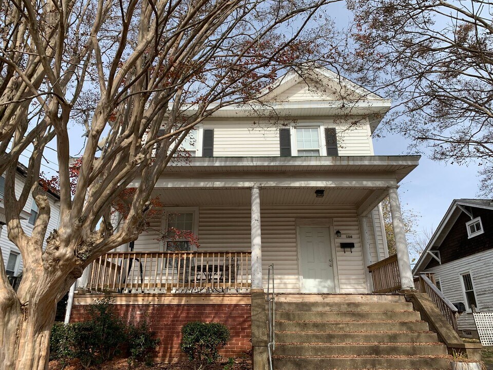 106 Yeardley Ave, Unit 106 B Yeardley Avenue in Lynchburg, VA - Building Photo
