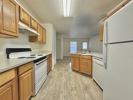 Spring Tree Apartments in Denham Springs, LA - Building Photo