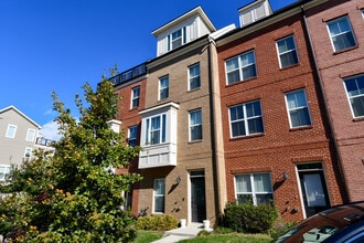 2421 Auden Dr in Silver Spring, MD - Building Photo - Building Photo