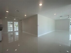 230 Annapolis Ln in Rotonda West, FL - Building Photo - Building Photo