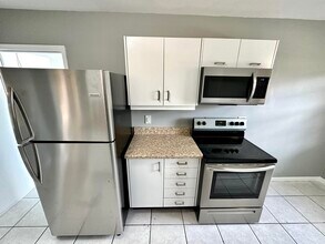 947 Country Wood Ct in Wellington, FL - Building Photo - Building Photo